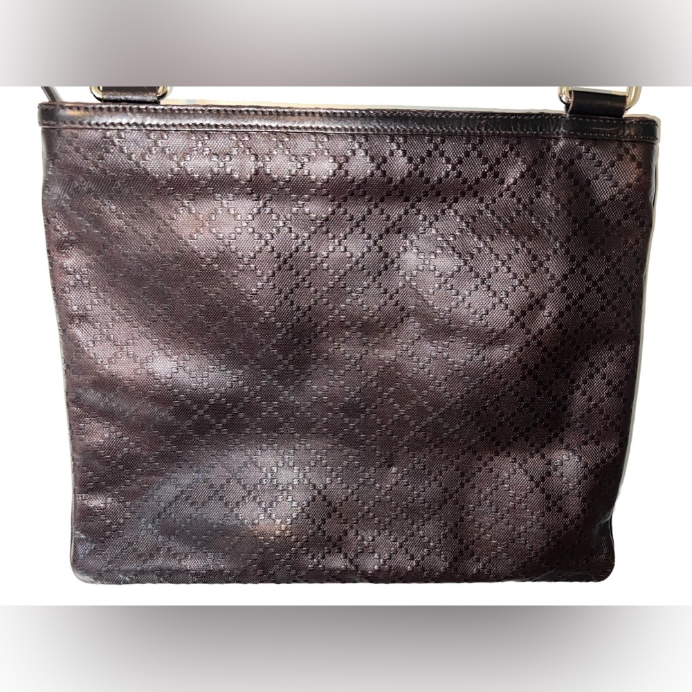💎 SOLD - GUCCI Diamonte Embossed Leather Slim Zip Closure Crossbody Authentic! - Picture 11 of 16